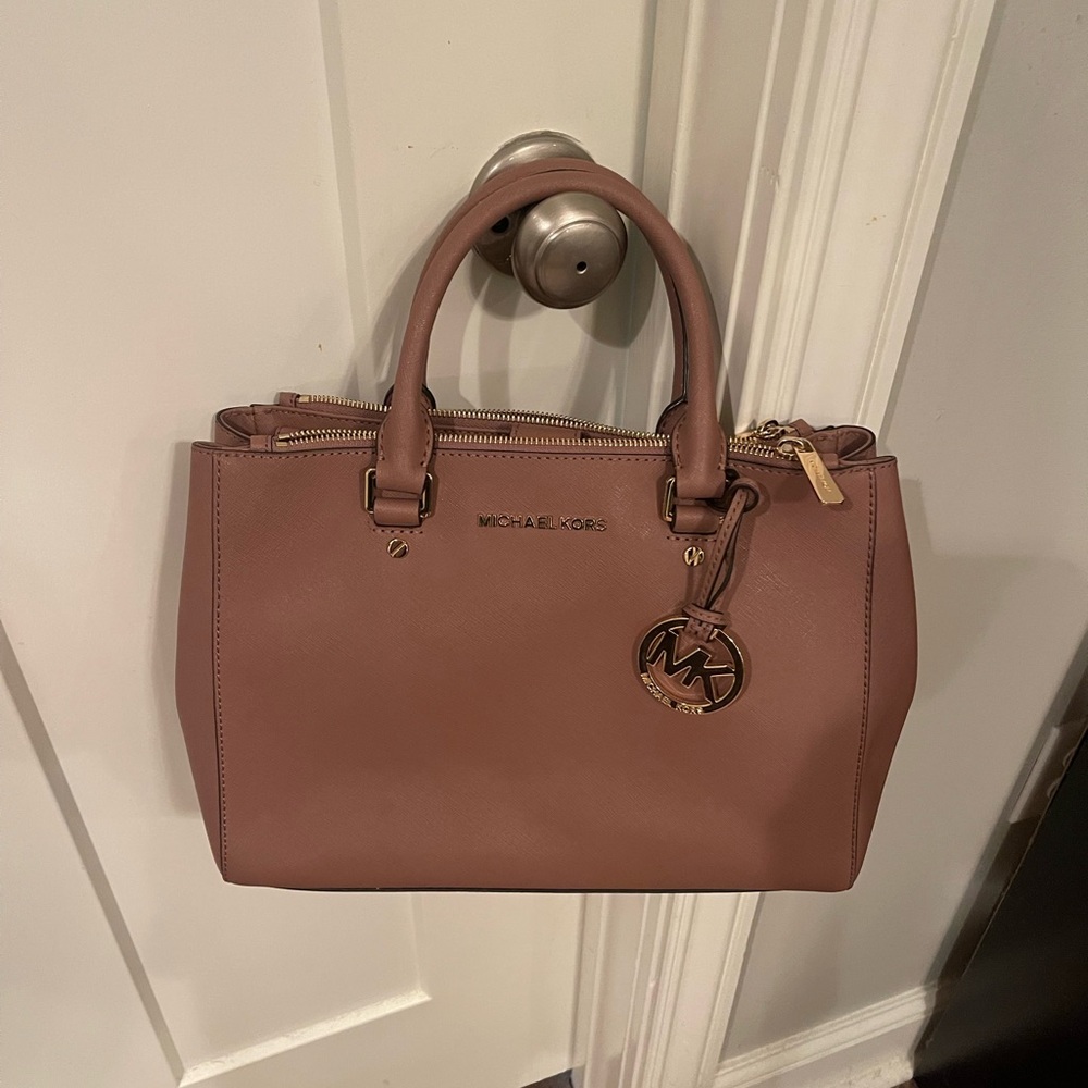Michael Kors purse